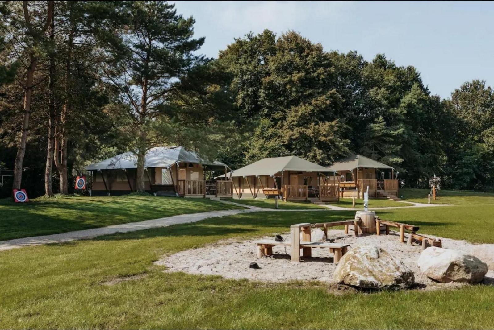 Glamping Lodge With Eco-Wellness Зеволде Экстерьер фото